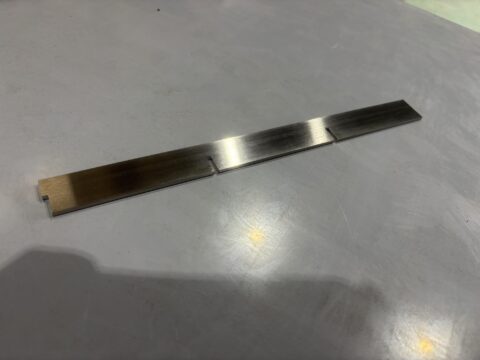 レーザーカット